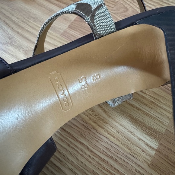 Coach Women's Dark Brown and Gold Heels - Picture 3 of 3